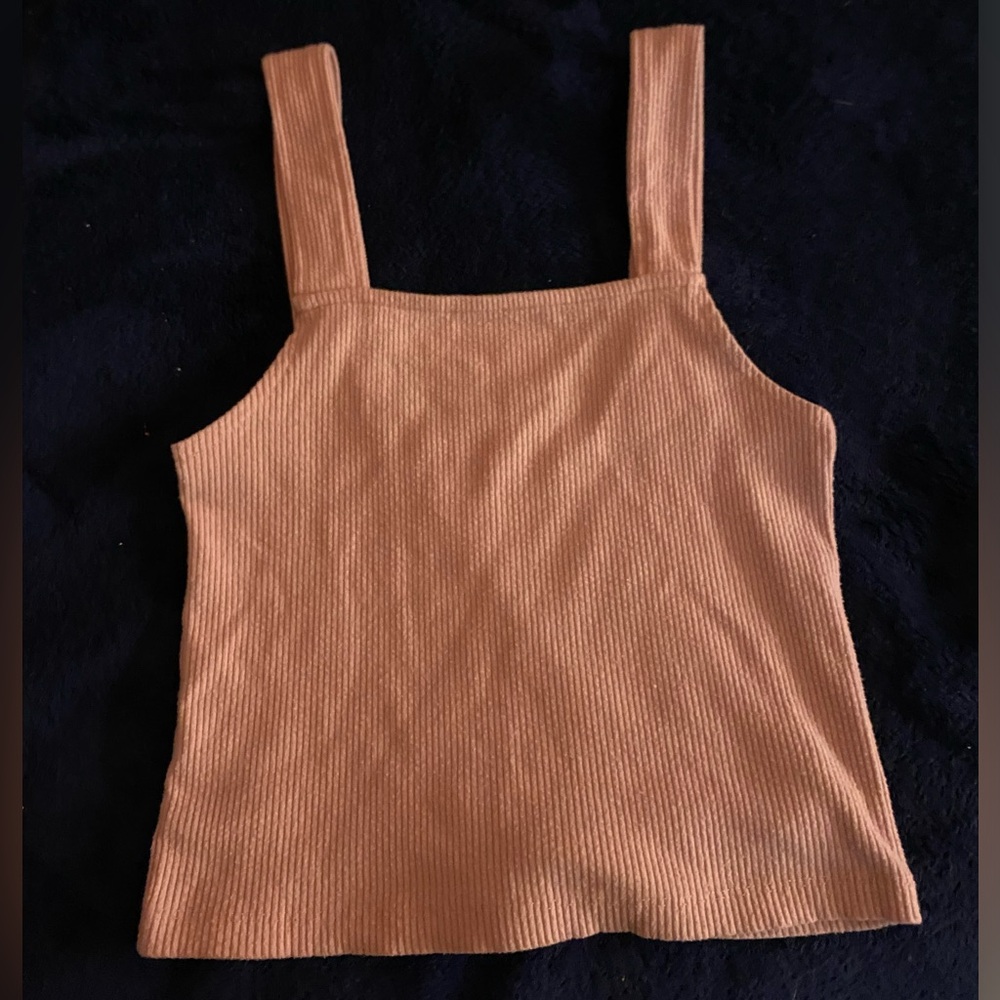 Pink tank